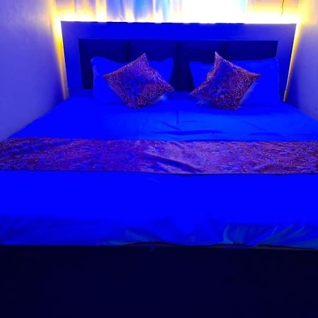 Hotel Sgh Subhadra Guest House Ayodhya Ngoại thất bức ảnh