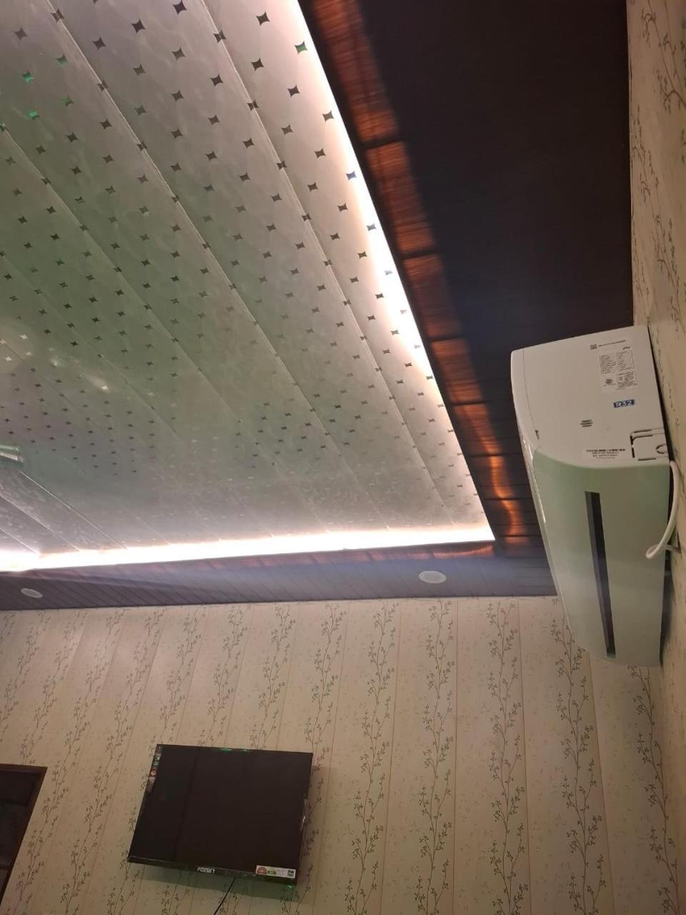 Hotel Sgh Subhadra Guest House Ayodhya Ngoại thất bức ảnh